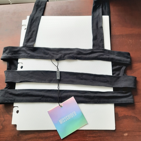 NWT Missguided Cut Out Detail Bralette - Picture 5 of 7